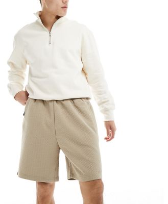River Island textured shorts in medium stone-Neutral