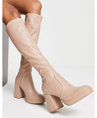 schuh Della second skin heeled knee boots in stone-Neutral