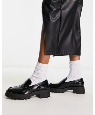 schuh Levi chunky loafers in black