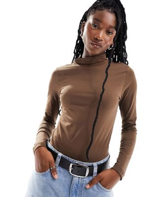 Selected Femme high neck long sleeve top in brown-Green