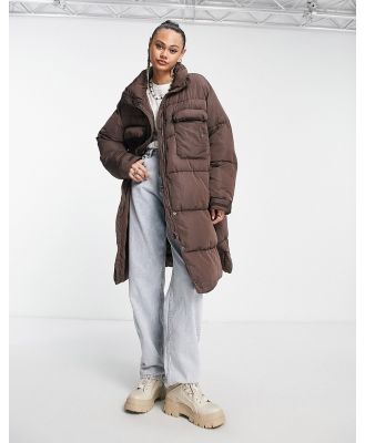 Sixth June oversized maxi puffer jacket with front pockets in brown