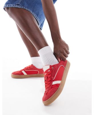 Stradivarius sneakers with gum sole in red