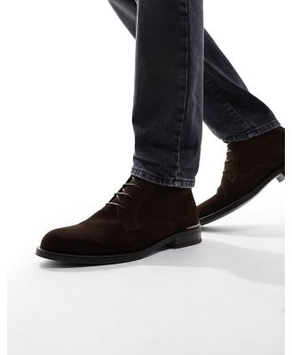 Tommy Hilfiger core suede leather boots in cocoa-Brown
