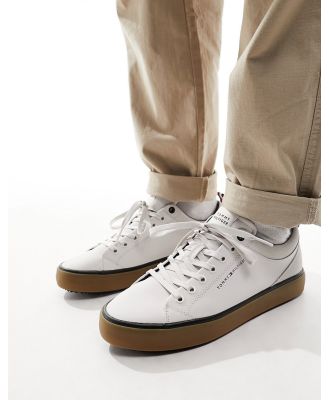 Tommy Hilfiger vulcanised cleat low leather sneakers in white