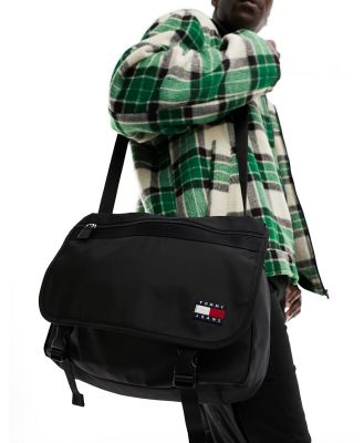 Tommy Jeans daily messenger backpack in black