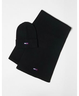 Tommy Jeans flag logo beanie and scarf set in black