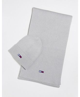 Tommy Jeans flag logo beanie and scarf set in grey