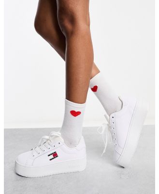 Tommy Jeans flatform essential sneakers in white