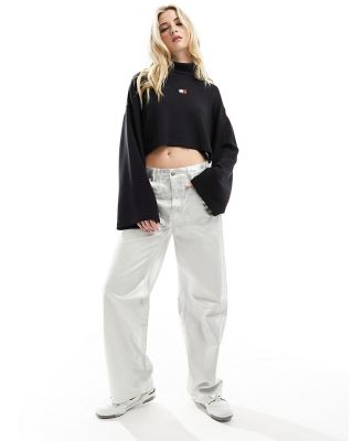Tommy Jeans relaxed cropped badge turtleneck sweat in black
