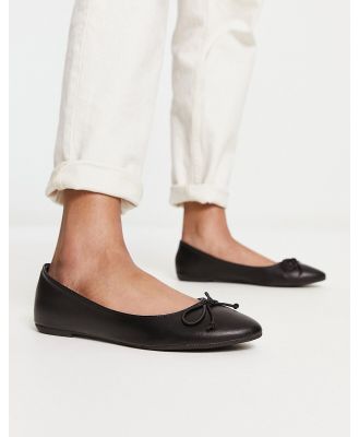 Truffle Collection easy ballet flats in black