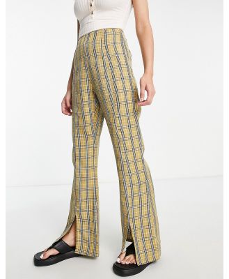 Urban Threads tailored pants in neutral check-Multi