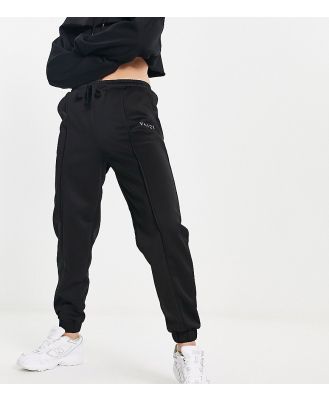 VAI21 cuffed trackies with seam in black (part of a set)