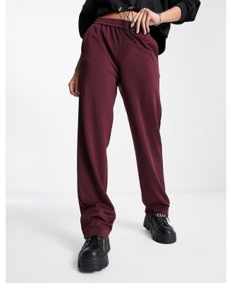 Vero Moda straight leg tailored pants in wine