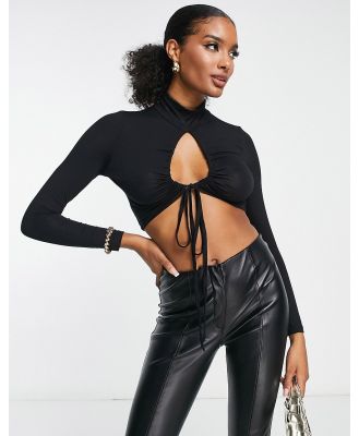 Vila keyhole front top with straps in black