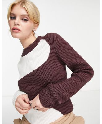 Violet Romance ribbed cropped jumper in abstract colour block-Brown