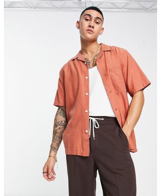 Weekday Chill short sleeve shirt in rust-Red