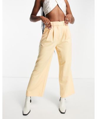 Y.A.S tailored high-waisted cropped pants in cream-White