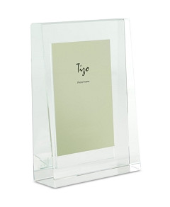 Tizo Clear Crystal Glass Pyramid-Shaped 5 x 7 Picture Frame