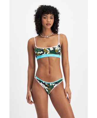 Bonds Icons Kini in Cameo Re-Vibe Size: