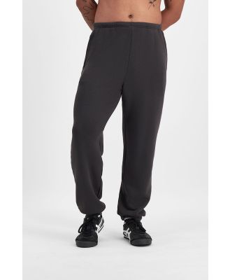 Bonds Men's Cotton Sweats Fleece Jogger in Rock Star Size: