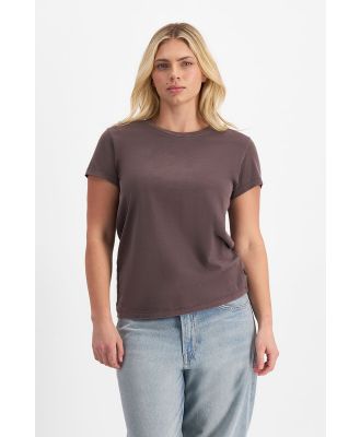 Bonds Women's Cotton Midweight Crew Tee in Deepest Berry Size: