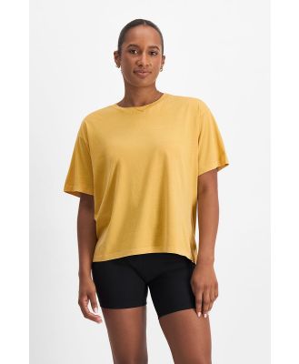 Bonds Women's Cotton Midweight Relaxed Crew Tee in Butter Croissant Size: