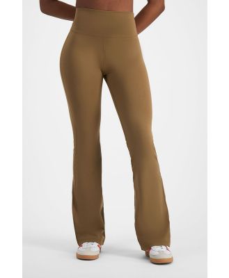 Bonds Women's Move Flare Pant in Farmland Size: