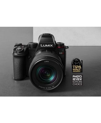 Panasonic Lumix S5II Body w/ Lumix 20-60mm,S 50mm f/1.8 w/ Battery, Bag &Tripod CS Camera