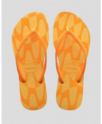 Havaianas Women's Slim Distorted Wave Thongs in Orange