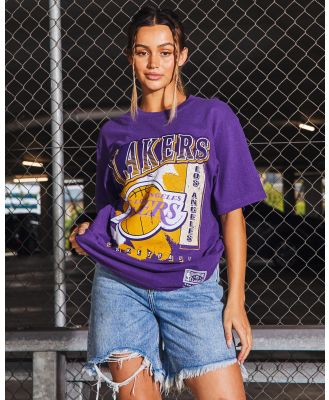 Mitchell & Ness Women's Brush Off T-Shirt in Purple