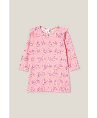 Cotton On Kids - Barbie Maddi Long Sleeve Flutter Nightie - Lcn mat blush pink/barbie script