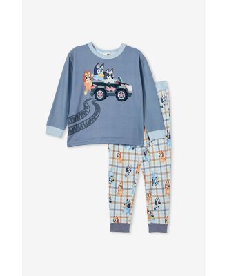 Cotton On Kids - Bluey Chuck Long Sleeve Pyjama Set - Lcn blu steel/bluey road trip