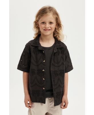 Cotton On Kids - Cabana Short Sleeve Shirt - Phantom/palm broderie