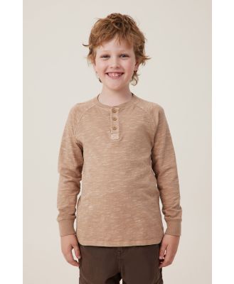 Cotton On Kids - Hayden Long Sleeve Henley Tee - Taupy brown slub