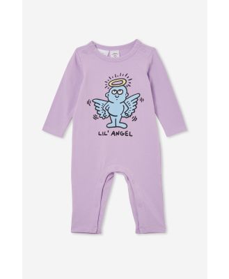 Cotton On Kids - Keith Haring Long Sleeve Snap Romper - Lcn kei lilac drop/keith haring lil angel