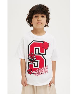 Cotton On Kids - License Drop Shoulder Short Sleeve Tee - Lcn mar white/spiderman stance