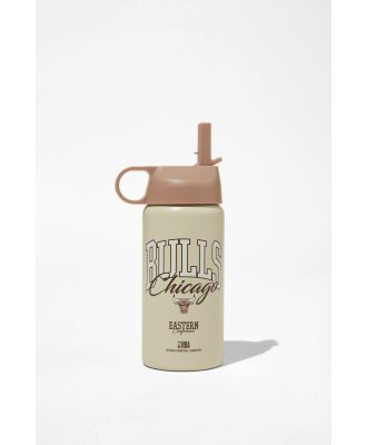 Cotton On Kids - NBA Chicago Bulls Kids Metal Drink Bottle - Lcn nba chicago bulls/metallic rainy day