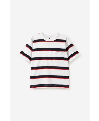 Cotton On Kids - The Essential Short Sleeve Tee - White/squid ink/varsity red stripe