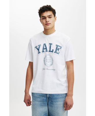 Cotton On Men - Yale Loose Fit College T-Shirt - Lcn yal white/yale - arch