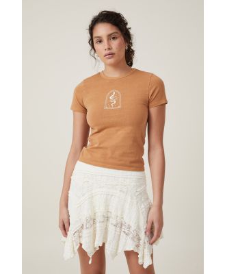 Cotton On Women - Fitted Graphic Longline Tee - Serpent/toffee
