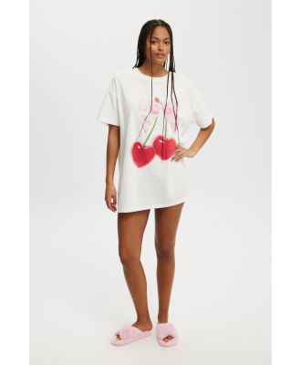 Body - 90S Graphic T-Shirt Nightie - Coconut milk/cherry with bow