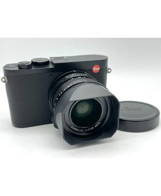 Used Leica Q2 w Summilux 28mm with All Accessories incl Box S/N 05412236
