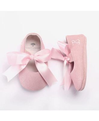 Personalised Pale Pink Leather Baby Shoes in Gift Box