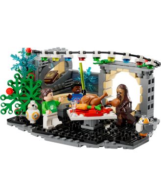 Millennium Falcon™ Holiday Diorama