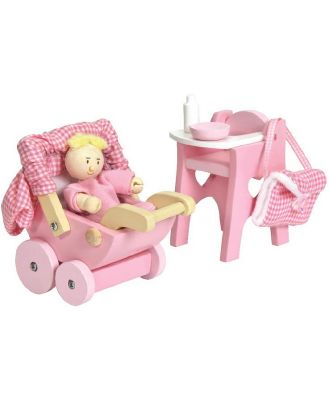 Le Toy Van Daisylane Nursery Set and Baby