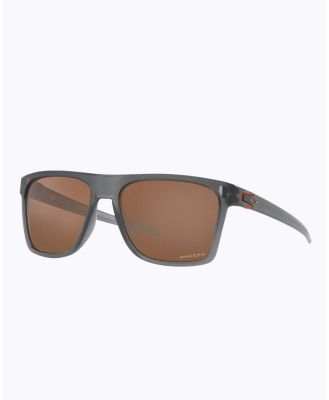 Leffingwell: Gry Smk/Prizm Tung Sunglasses