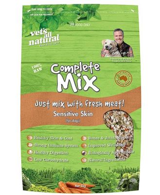 Vets All Natural Complete Mix Senstive Skin Dogs 15kg