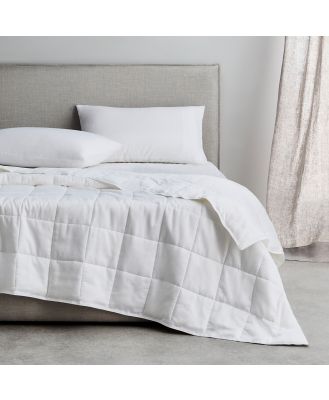 Sheridan Deluxe Supersoft All Seasons Quilt in White Material: Cotton/Tencel/Lyocell @Sheridan Rewards