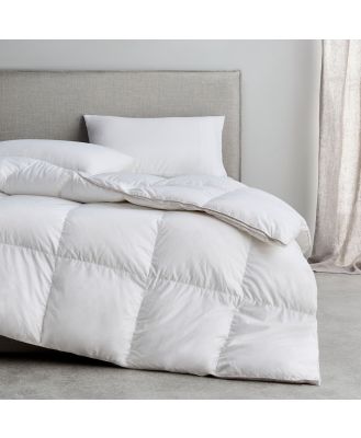 Sheridan Pure Indulgence 95/5 Goose Down & Feather Quilt in White Size: Queen @Sheridan Rewards