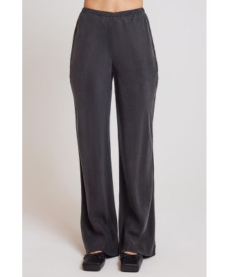 Ode Gene Bias Cut Pant Onyx